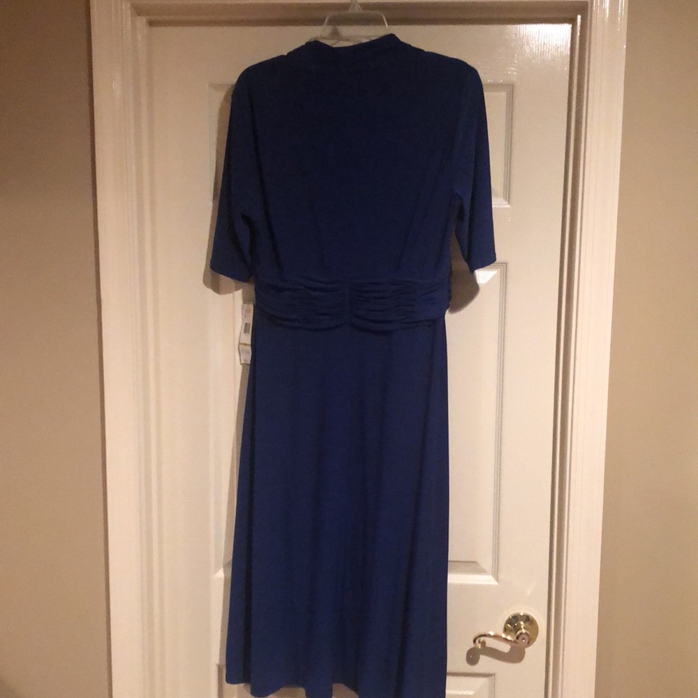 NWT Evan Picone dress. Size 14. Blue. - Picture 7 of 9